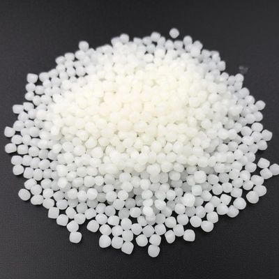 Densità 1.3-1.45 G/cm3 Granuli PVC per Materiali di Stampaggio a Iniezione Durevoli